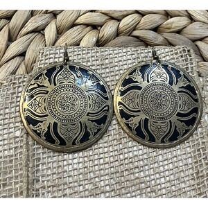 Vintage Medallion Egyptian Revival Etched Gold Tone Brass Earrings 2.60in